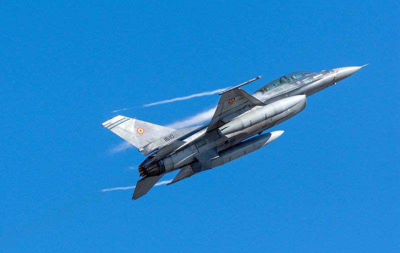 Care sunt performanțele unui F-16. Cât de bun este avionul din dotarea Forțelor Aeriene Române