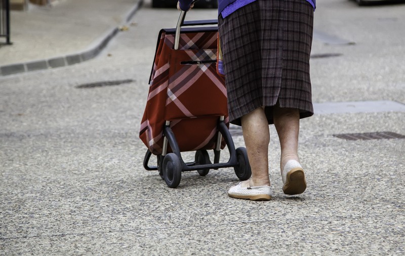 O pensionară a primit interdicție pe viață să mai intre într-un lanț de supermarketuri din Marea Britanie pentru că s-a certat cu angajații