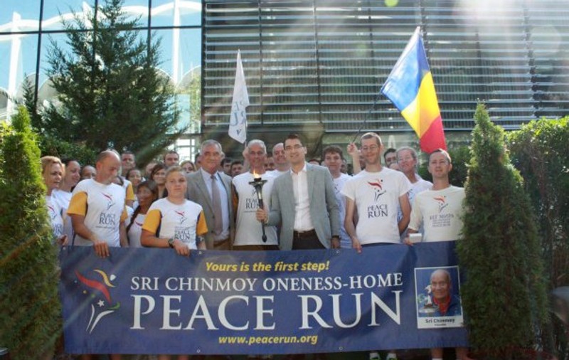Casa Fotbalului a primit astăzi torţa alergărilor ”Peace Run” 