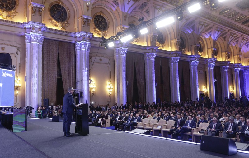 „Fricoșii” din PNL. Ce lideri importanți din partid evită să candideze la alegerile locale  