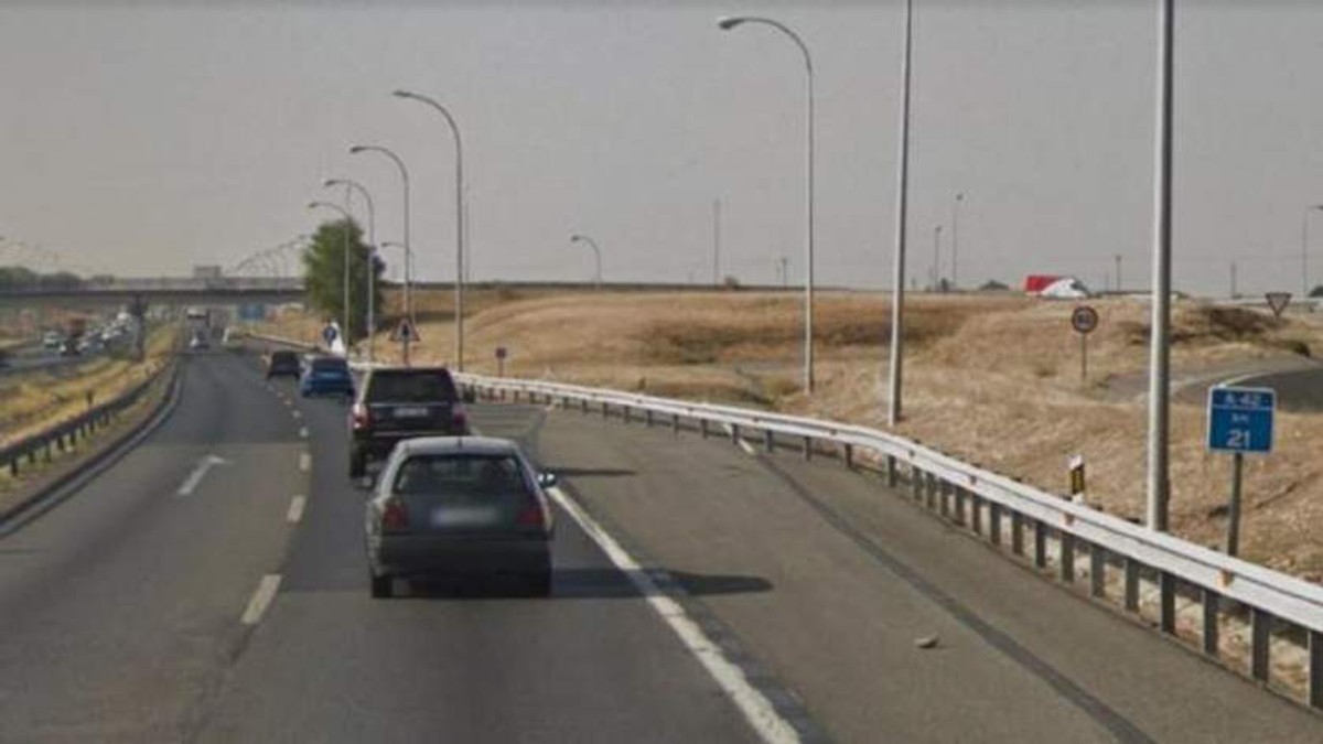 Un român a răpit un cuplu din Spania. Pe el l-a băgat în portbagaj. Pe femeie a ținut-o legată de scaunul din dreapta