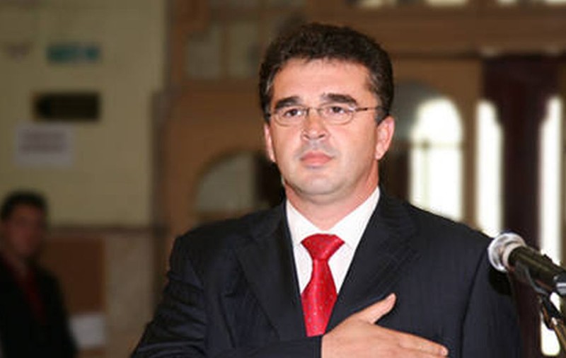 Marian OPRIŞAN, ADUS LA SPITALUL FUNDENI din BUCUREŞTI