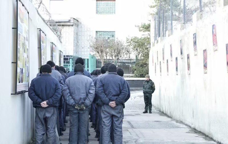 „Înghețați sau luptați”. Încălzirea este oprită în închisori pentru ca deținuții să accepte să lupte în Ucraina, acuză un ONG care apără drepturile prizonierilor din Rusia