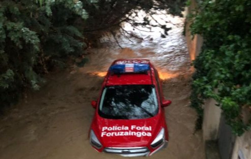 Inundații devastatoare în nordul Spaniei. O persoană a murit, după ce mașina în care se afla a fost luată de ape | FOTO & VIDEO