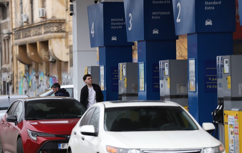 Prețul benzinei și motorinei a stagnat duminică, 21 iunie 2026. Cât costă un litru de carburant în București, Cluj-Napoca, Timișoara, Iași și Constanța