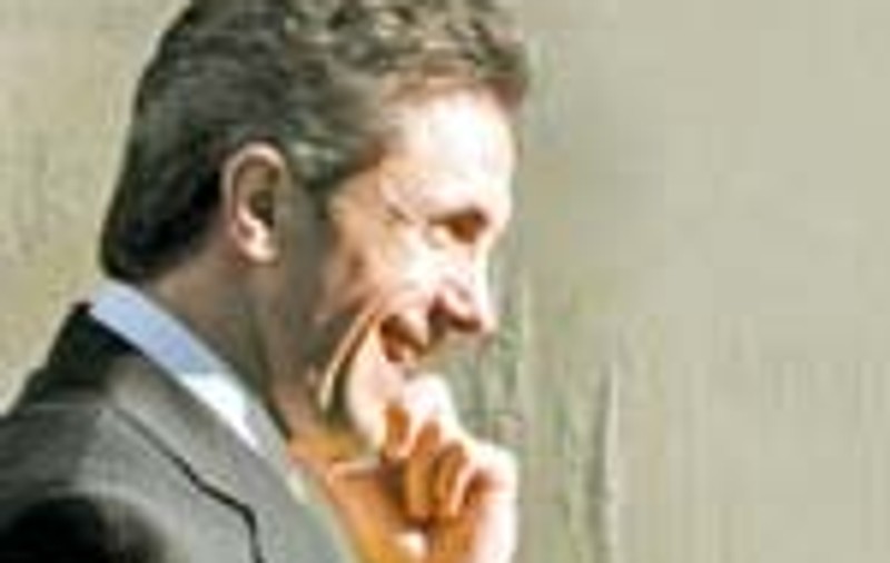 'Un impresar poate lua oricat la un transfer'