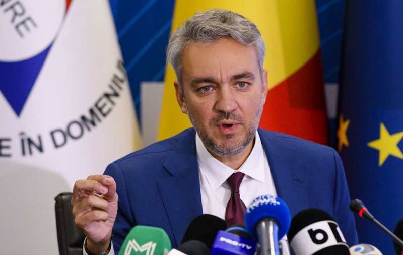 Șeful ANRE, cu salariu de 15.000 de euro, s-a speriat de costul facturilor și și-a schimbat furnizorul de energie electrică