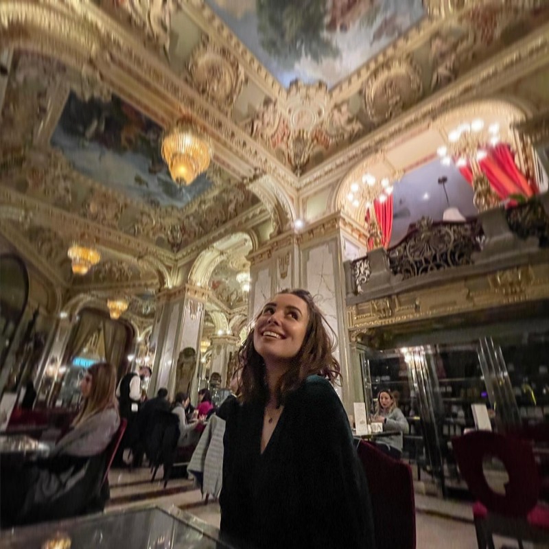 Pe 21 februarie, Marharita Rivciacenko se distra cu prietenii într-un local din Budapesta