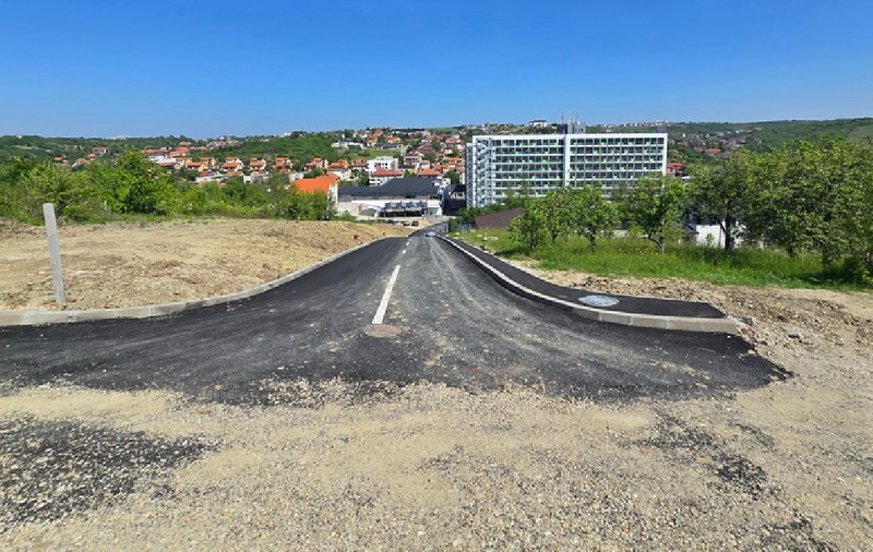 Șoseaua care trebuia să scutească șoferii de nervi în Oradea, asfaltată doar 145 de metri și abandonată până la anul