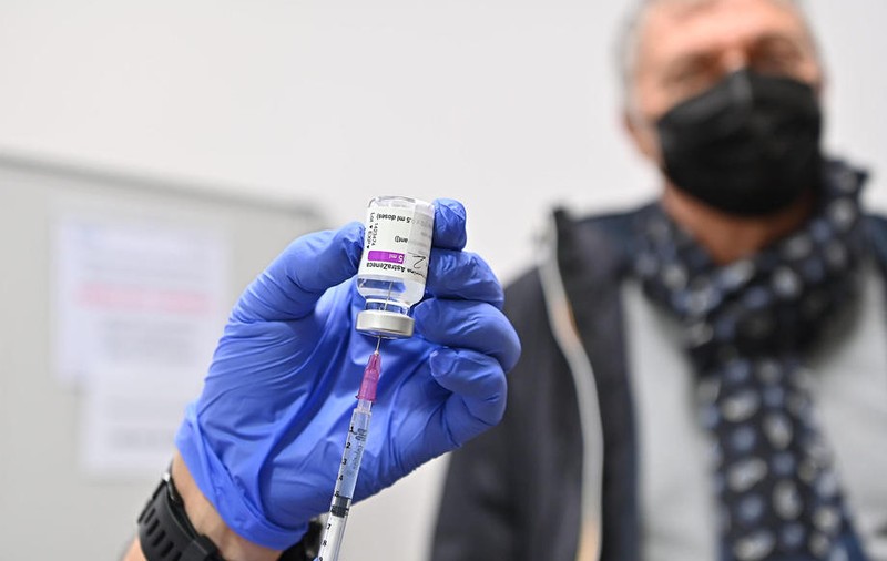 După Belgia, și Italia anunță că rezervă vaccinul AstraZeneca anumitor categorii de vârstă