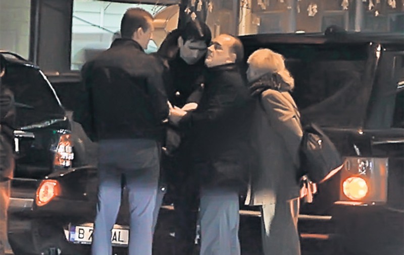 Gigi Neţoiu încearcă să-l împace pe Victor Piţurcă cu Adrian Mititelu, bossul Craiovei