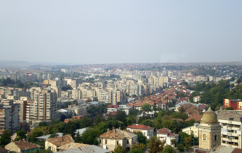 Una dintre cele mai înalte construcții din Iași va fi demolată, prin explozii controlate: ce se va construi în locul ei