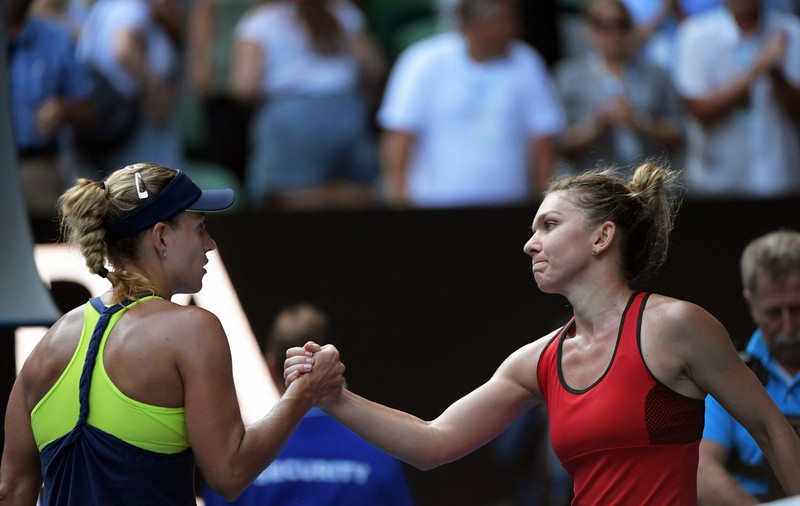„Tronul” Simonei Halep este amenințat! Câte puncte o mai despart de principala ei urmăritoare