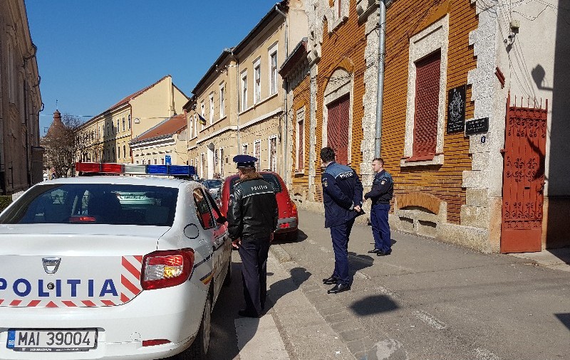 Femeie amenințată cu un cuțit de fostul iubit, când se întâlnise cu actualul partener, în Satu Mare: „Sunt oșean, noi îl purtăm la brâu”