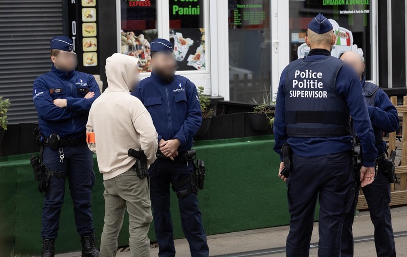 Poliția l-a ucis pe bărbatul care a împușcat mortal doi suporteri suedezi luni seara, la Bruxelles