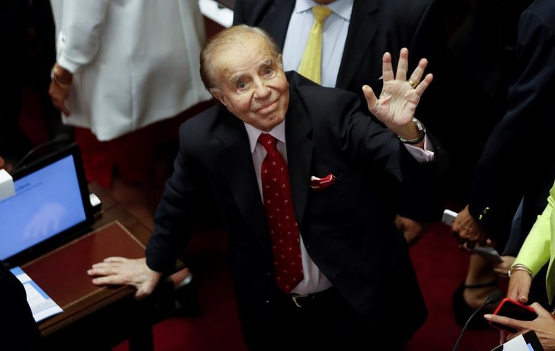 Fostul preşedinte argentinian Carlos Saul Menem a murit. A condus țara timp de un deceniu
