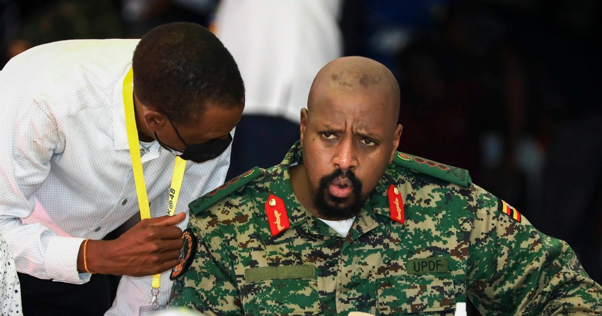 Generalul-locotenent Muhoozi Kainerugaba, fiul dictatorului ugandez Yoweri Museveni Foto: Profimedia