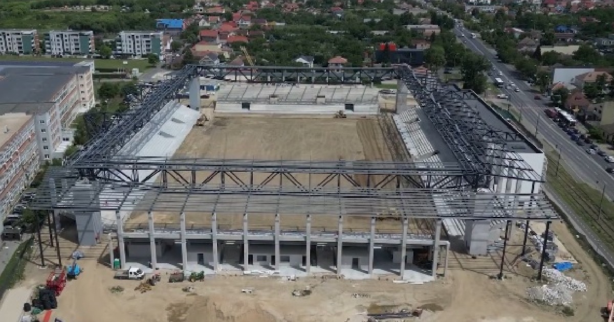 Stadionul Eroii Timișoarei este în construcție