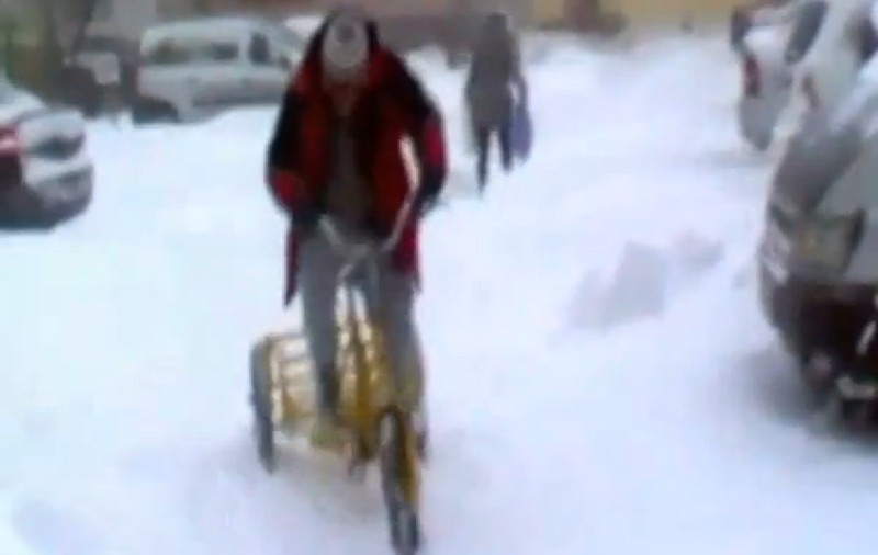 "Poate dăm la ştiri", a fost dorinţa unuia dintre ei… GESTUL LOR LE-A ÎNDEPLINIT DORINŢA | VIDEO CLASIC ROMÂNESC