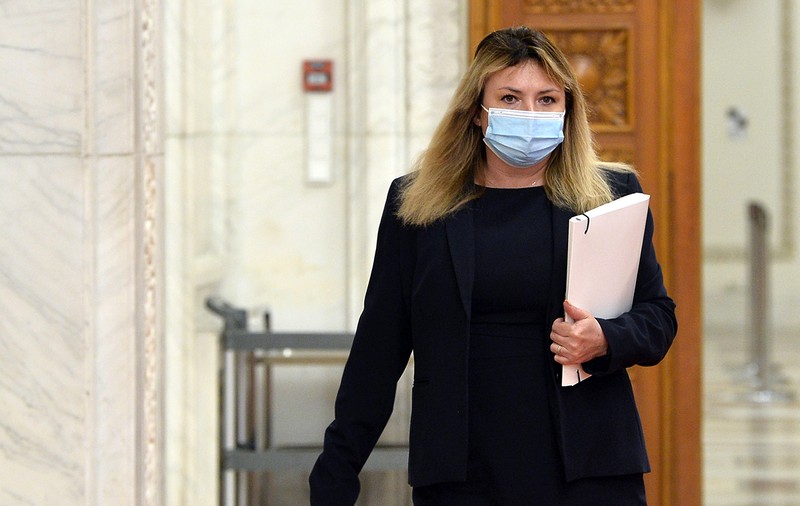 Revocarea Ancăi Dragu din funcția de președinte al Senatului, analizată azi de CCR