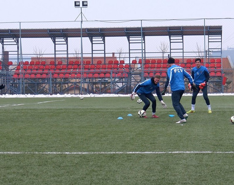 Hagi pregătește intens meciul cu Rapid, pentru a nu intra în hora retrogradării / FOTO&VIDEO