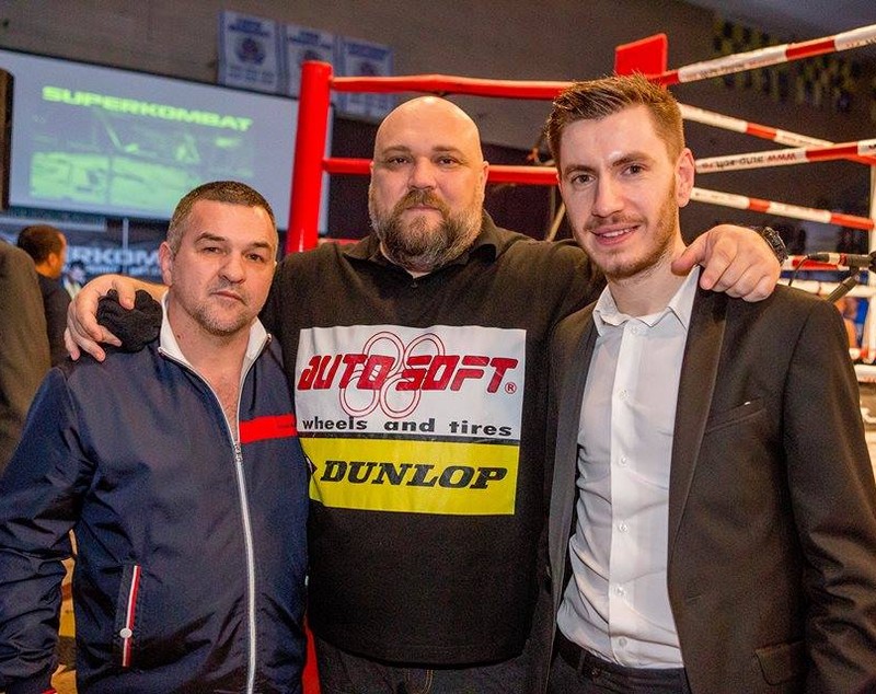 SUPERKOMBAT: povestea unui brand românesc de succes, spusă din interior