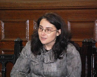 Alina Pavelescu, istoric