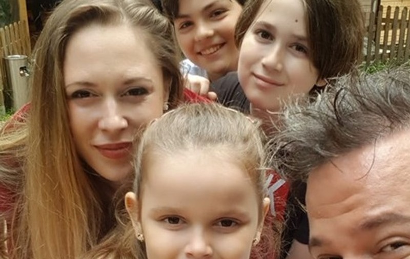 Fiica lui Dan Helciug a dispărut în vacanța din Grecia. Artistul a povestit cum s-a întâmplat totul