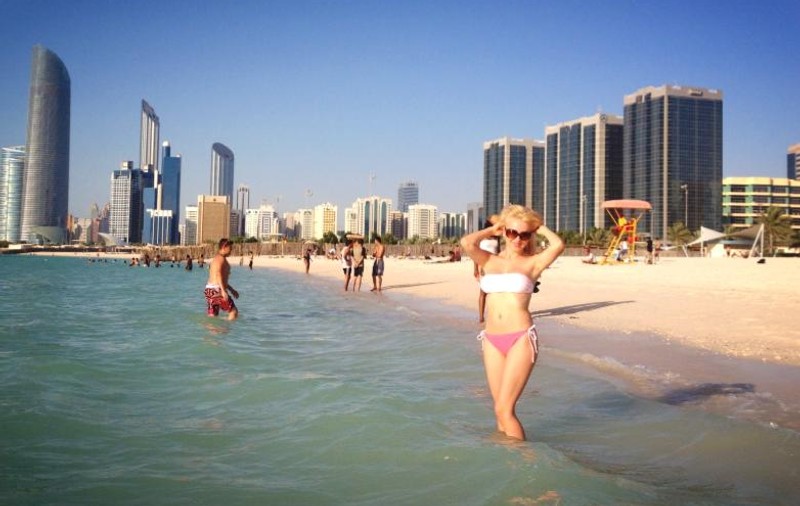 Fosta nevastă a lui Marian Drăgulescu şi-a arătat sfârcurile pentru arabi! | FOTO 