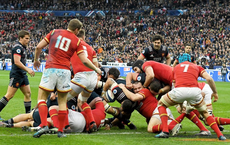 Rugby. Scoția - Italia 29-0, Franța - Țara Galilor 20-18, Irlanda - Anglia 13-9, în Turneul celor 6 Națiuni