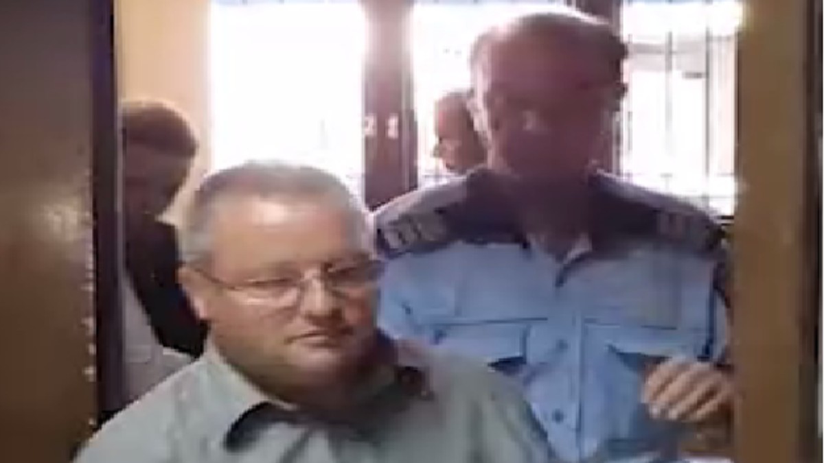 Colonelul Marian Corcodel, șeful Bazei de Administrare a Jandarmeriei, rămâne în arest preventiv, în dosaruil în care este acuzat de cămătărie și delapidare, a decis instanța supremă.