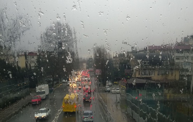 Avertizare meteo ANM de ploi și ninsori în mai multe regiuni, până duminică seară. Cod galben de fenomene severe în Tulcea