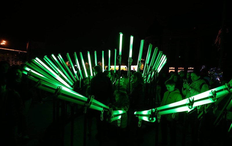 Spotlight 2023. Imagini spectaculoase surprinse pe Calea Victoriei de la festivalul luminilor