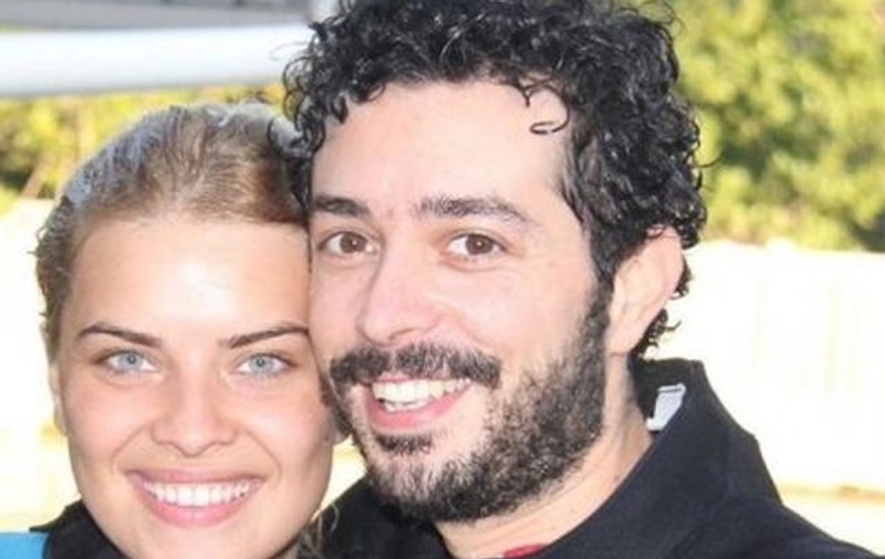 Nici nu a născut şi deja se gândeşte la următoarele sarcini. Soţia lui Moga: "Ne dorim trei copii"