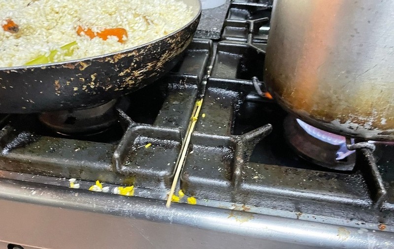 Restaurantul Trattoria Roma din Drumul Taberei, închis de ANPC, după ce clienții s-au plâns pe Facebook