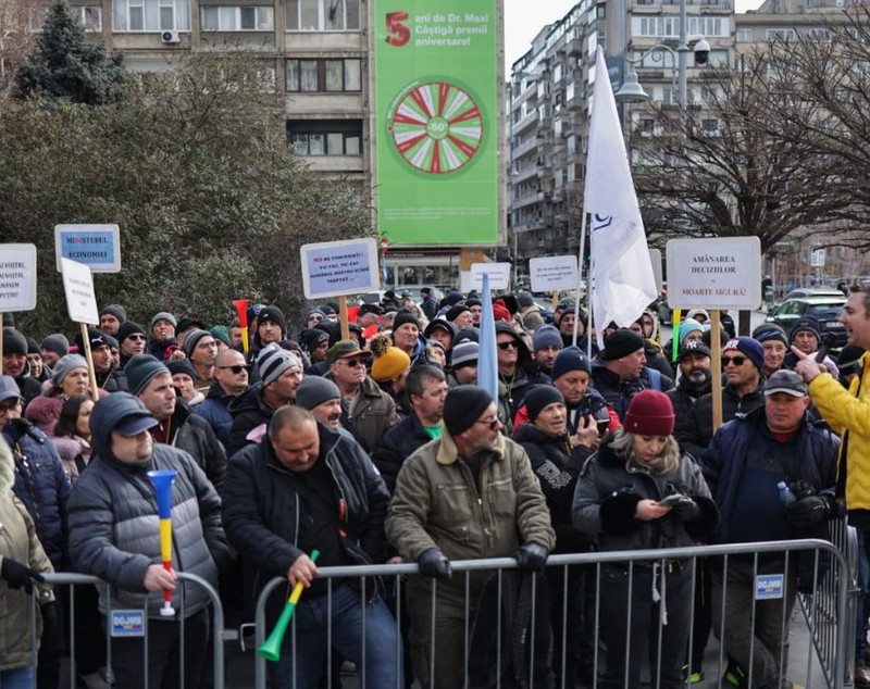 Proteste în fața Ministerului Economiei. Sindicatul Liber Navalistul cere salvarea Șantierului Mangalia: „Să fim vigilenți cu investitorii care vin”