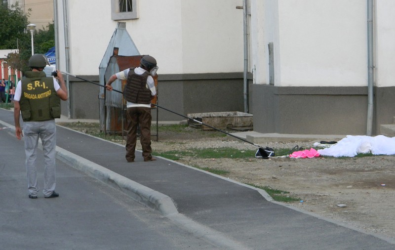 OZN-ul, SRI-ştii şi oltenii! În mijlocul orașului Drobeta-Turnu Severin s-au consumat scene desprinse din filmele SF