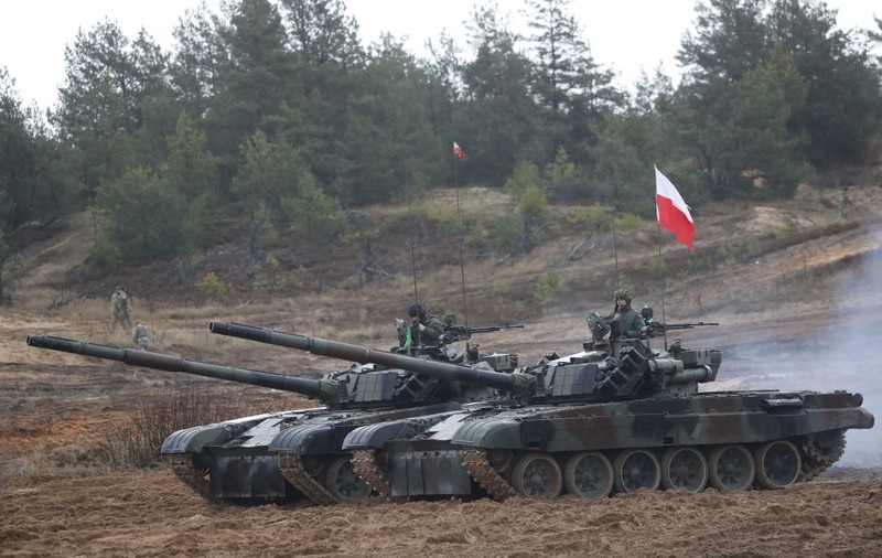 Pe fondul războiului din Ucraina, Polonia devine una dintre vocile influente ale NATO și vrea să își construiască „cea mai mare armată din Europa”