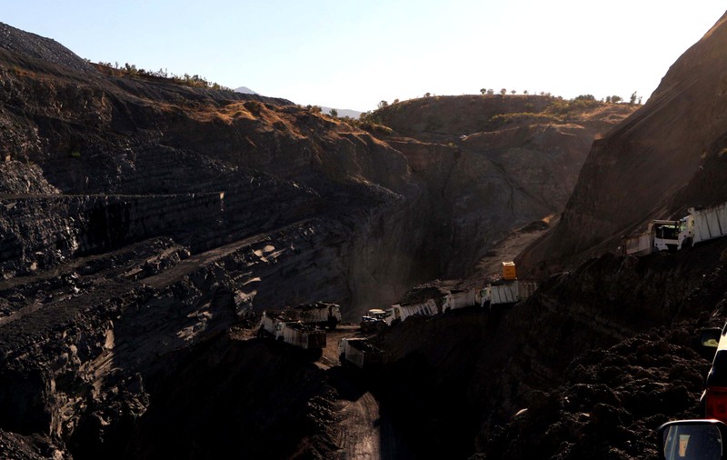 Tavanul unei mine de cărbune s-a prăbușit peste mineri în Georgia. Șase persoane au murit
