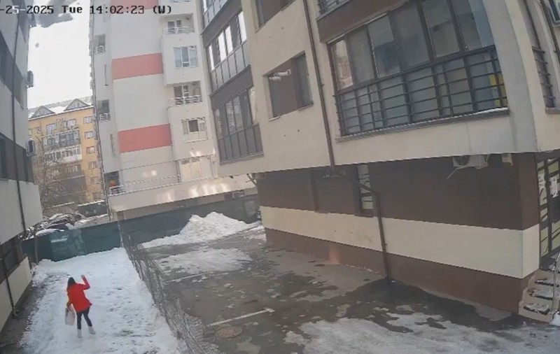 Ea este femeia ucisă în Chiajna de o bucată de gheață căzută de pe un bloc
