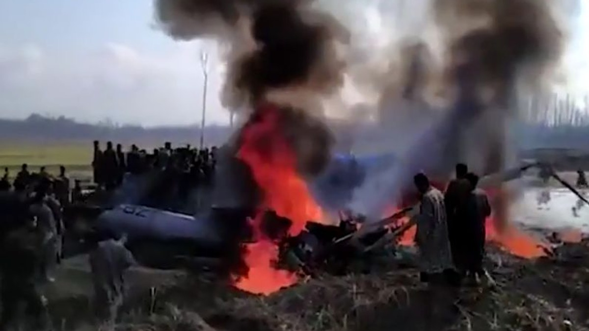 Pakistanul a doborât două avioane de luptă indiene