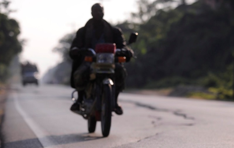Motociclist, surprins cu 215 km/h pe un drum cu limita de 90