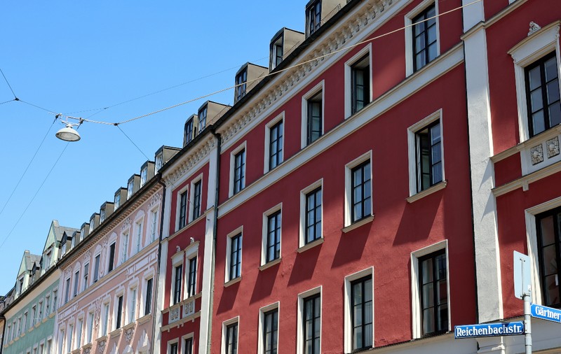O femeie a fost dată afară din apartamentul în care locuia de 50 de ani pentru că a întârziat două luni la plata chiriei, în Germania