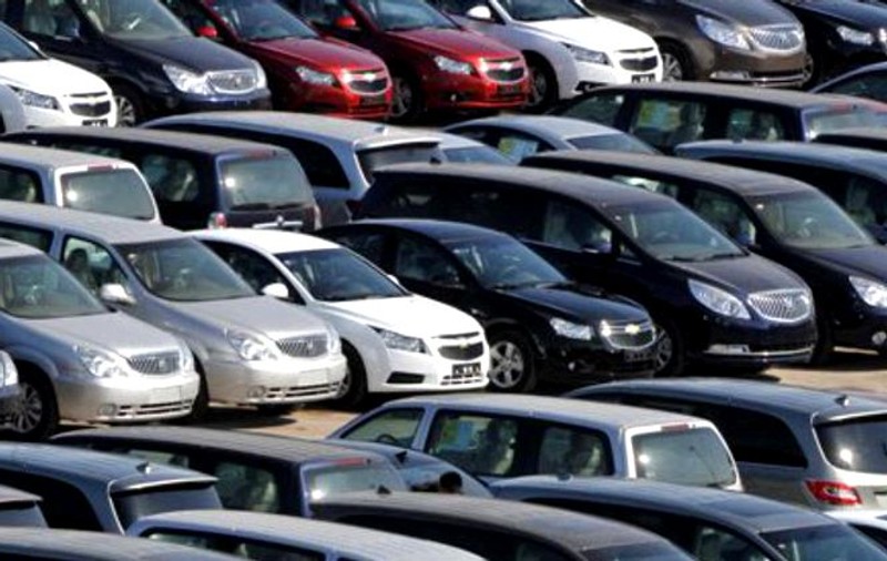 Zeci de mașini confiscate, vândute de ANAF la preț de chilipir. Puteți cumpăra autoturisme chiar și cu 200 de euro