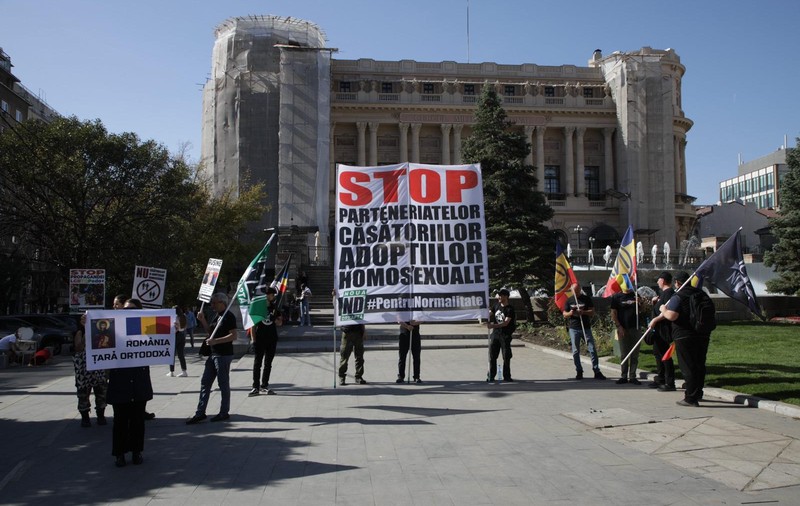 Protest pentru „protejarea familiei naturale”, organizat de Noua Dreaptă în București