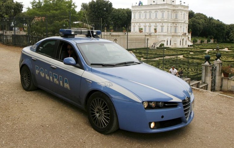 Un român în vârstă de 64 de ani a fost găsit mort în casă, în Italia. Cadavrul a fost ridicat cu măsuri contra COVID-19