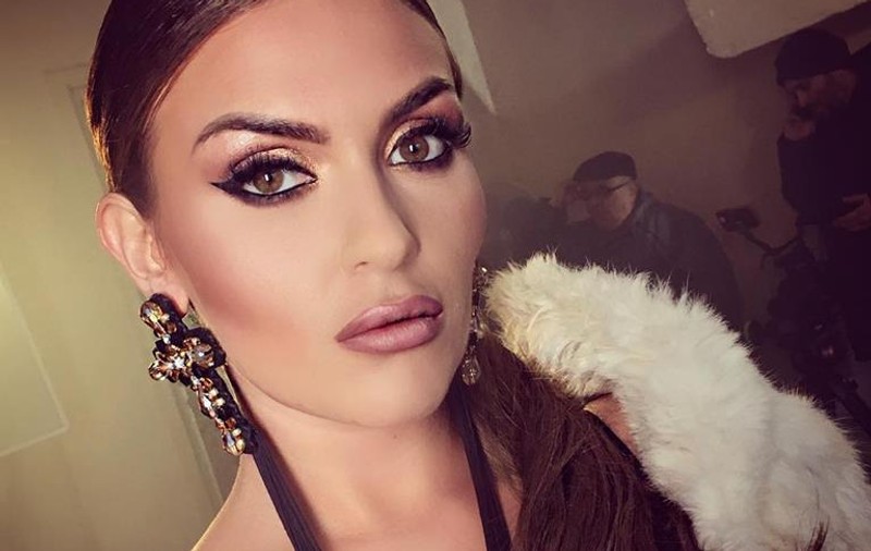 EXCLUSIV/ Talentată, dar săracă. Oana Radu a transformat sufrageria mamei ei în studio de repetiții