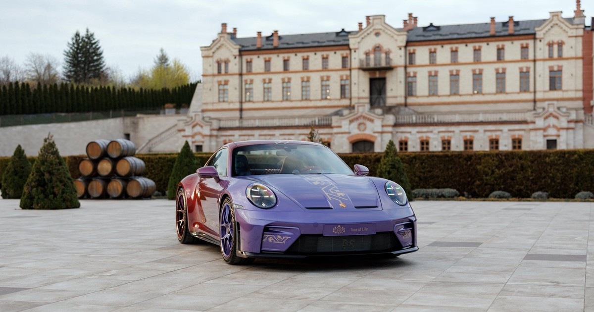 911 GT3 with Touring Package Tree of Life, 2026, Porsche AG