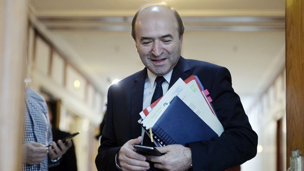 Hotărâre de Guvern pentru desecretizarea Arhivei SIPA