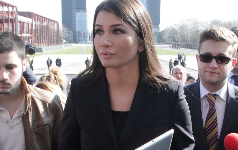 MESAJUL EMOŢIONANT LĂSAT de ELENA BĂSESCU pe Facebook, pentru ROMÂNII de peste PRUT! Uite ce le spune!